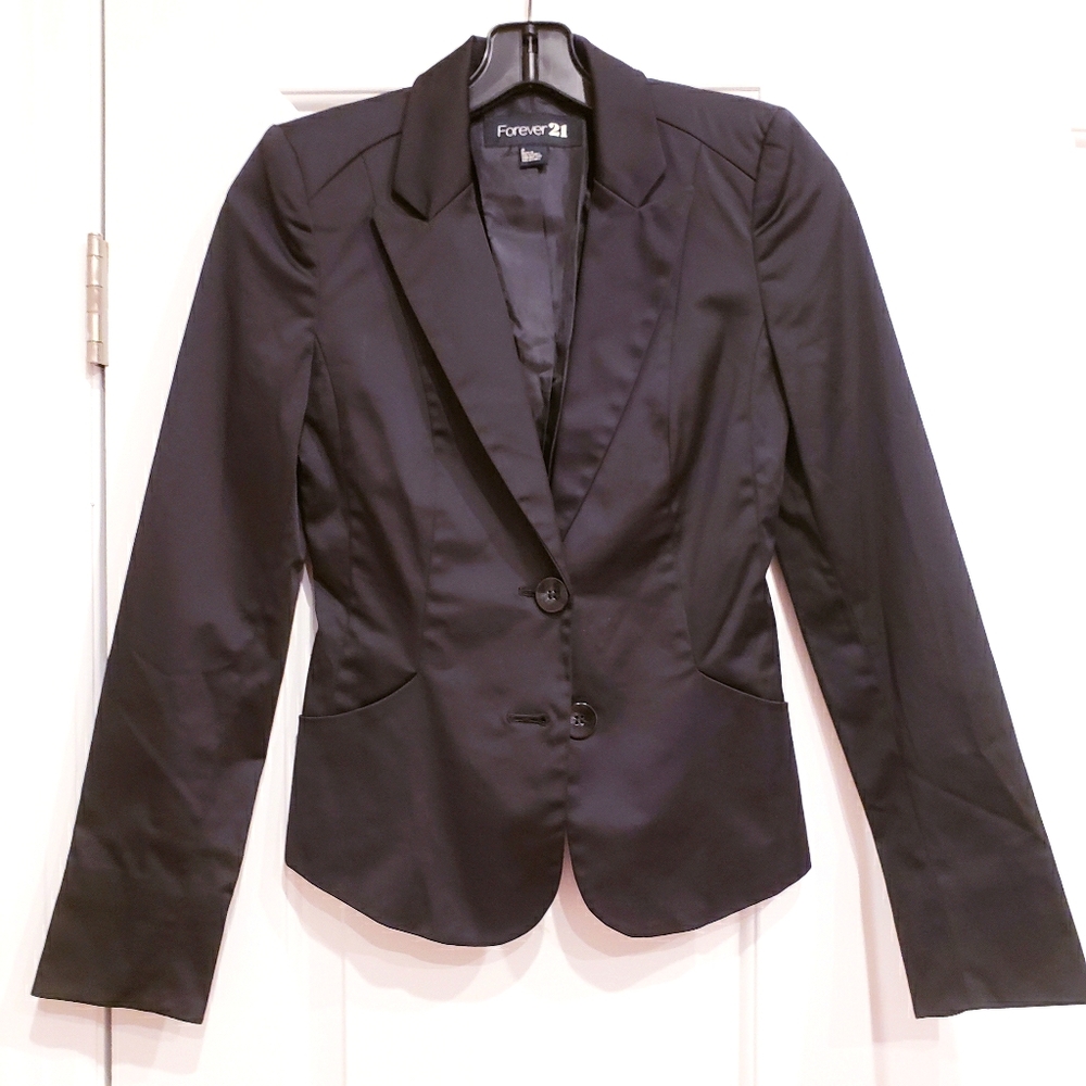 Single Breasted Shoulder Padded Blazer